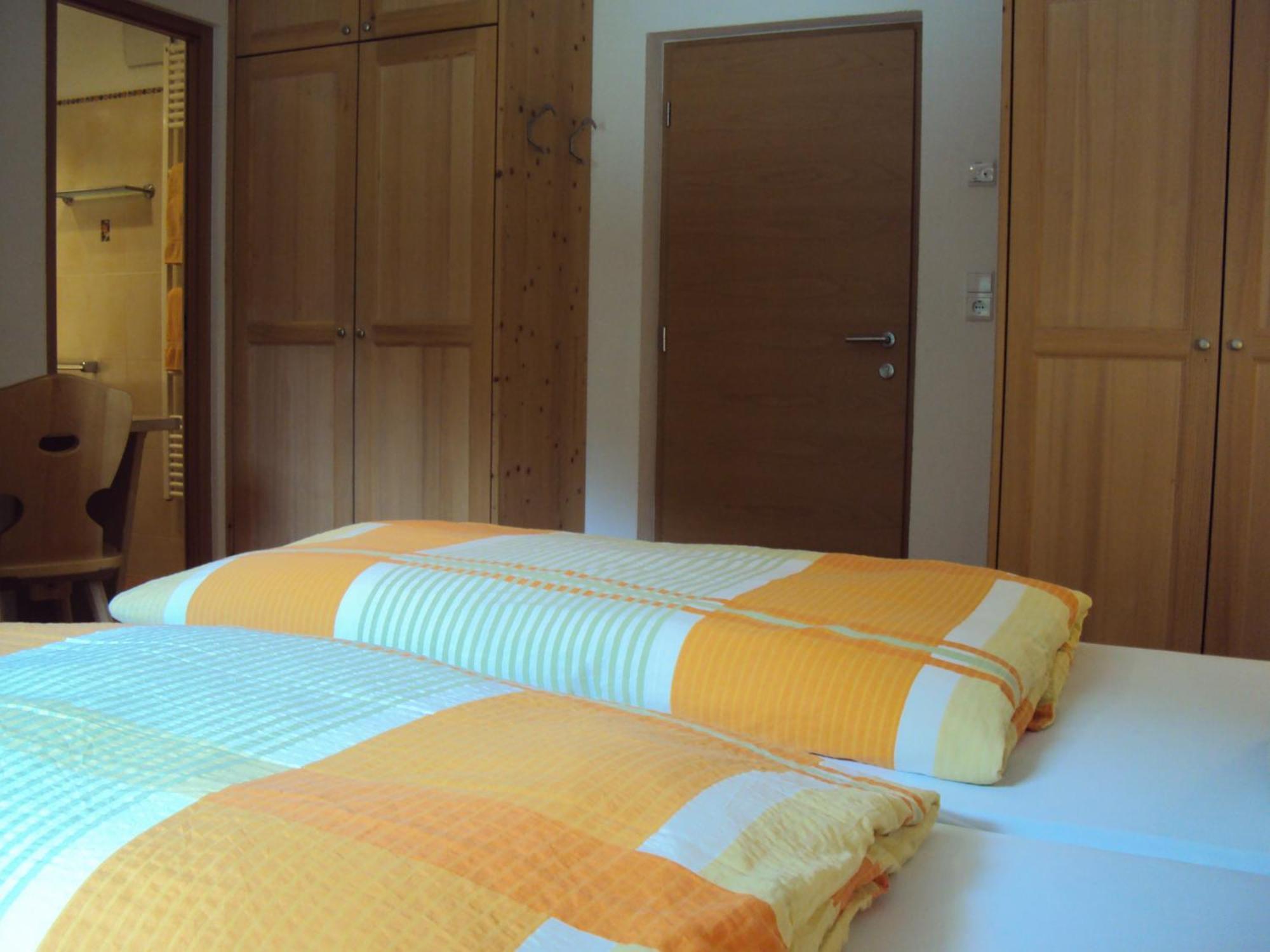 Hotel Haus Fliri Curon Venosta Habitación foto